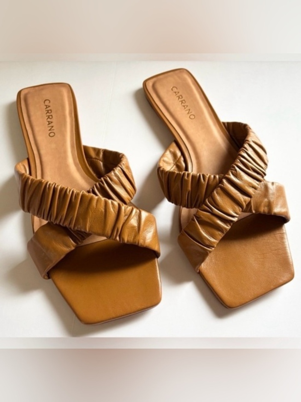 Carrano Sz 10 Modern Tan Ruched Brazilian Leather Square Toe Sandals